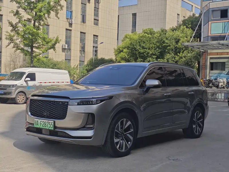 Li Auto ONE