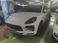 Porsche Macan 2021