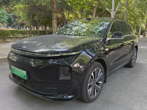 Li Auto L6 2025