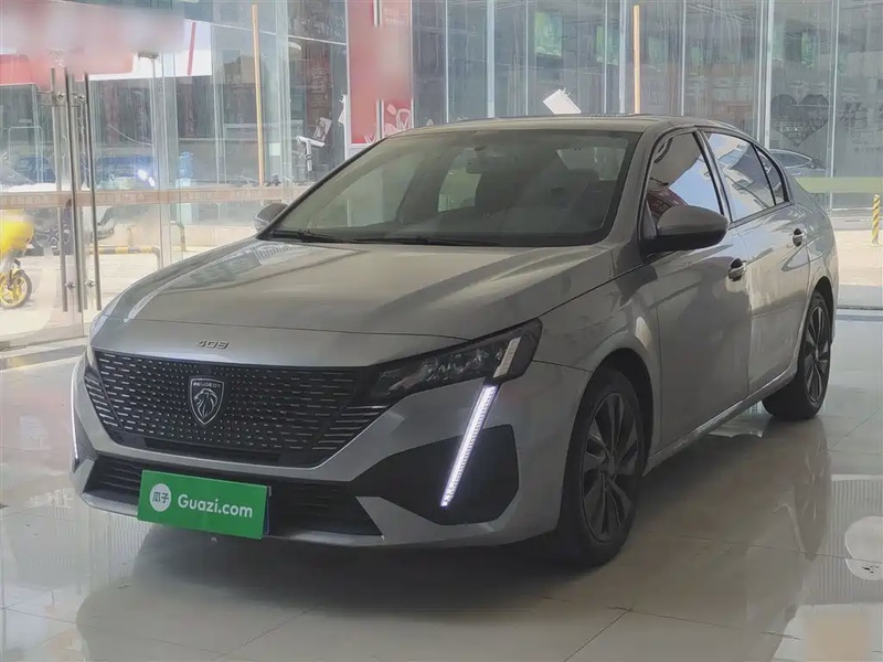 Peugeot 408