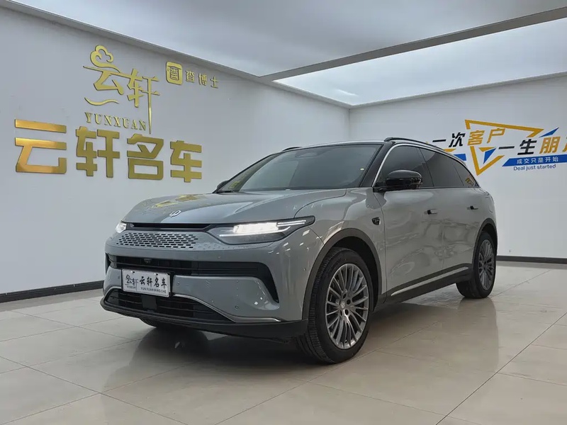 Leapmotor C11