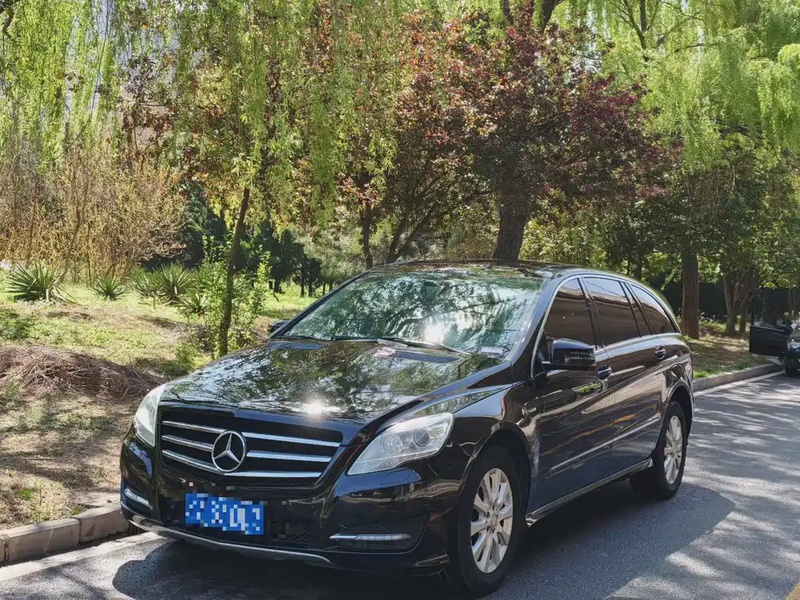 Mercedes-Benz R-Class