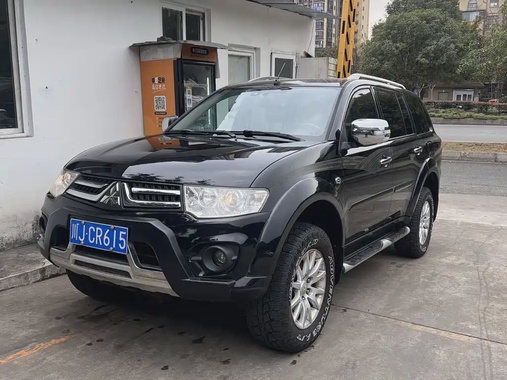 Mitsubishi Pajero Sport 2017