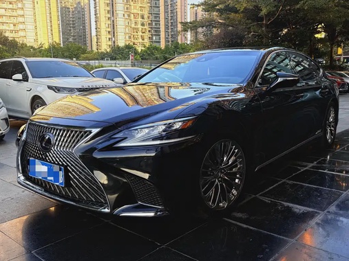 Lexus LS 2018