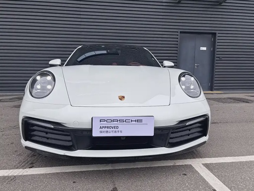 Porsche 911 2025