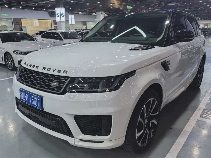 Land Rover Sport