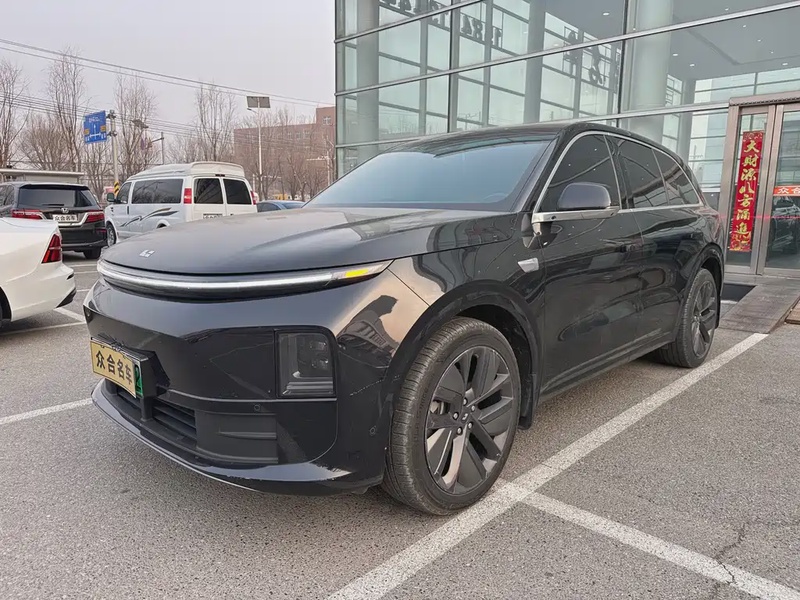 Li Auto L6