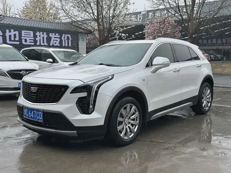 Cadillac XT4