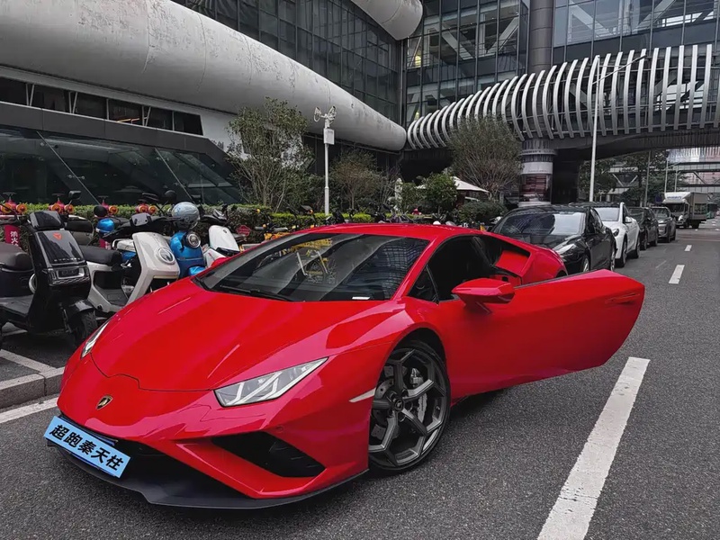 Lamborghini Huracan