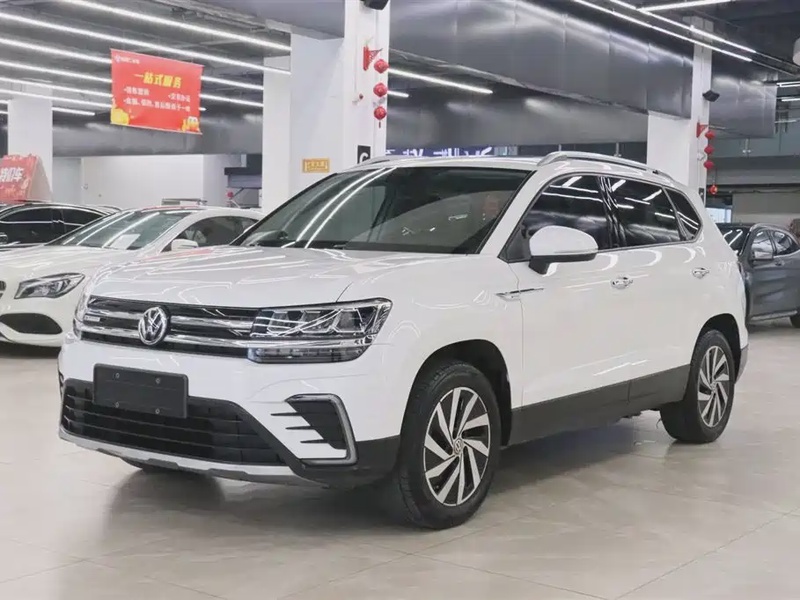 Volkswagen Tharu