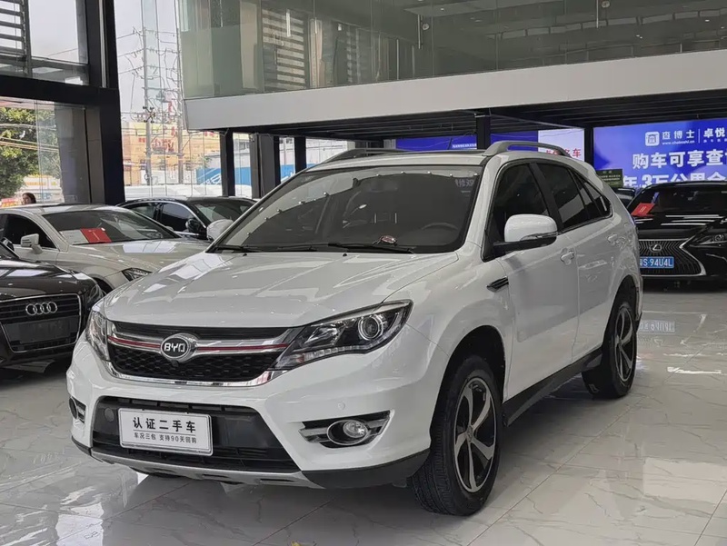 BYD S7