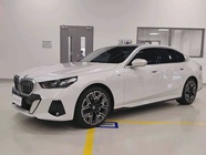 BMW 5 Series 2025