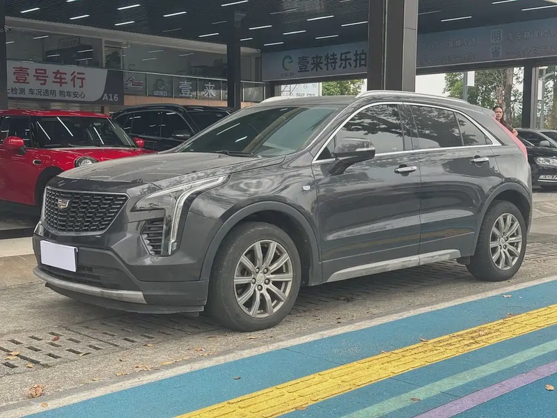 Cadillac XT4