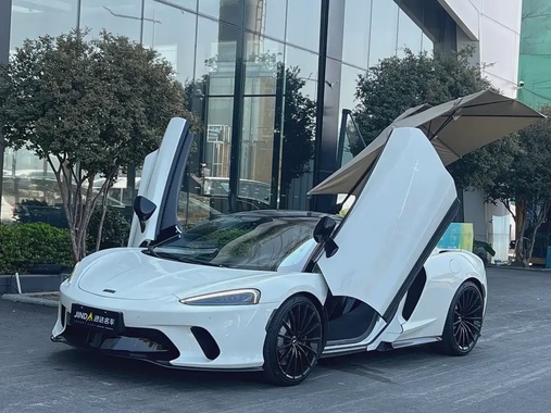 McLaren GT 2022