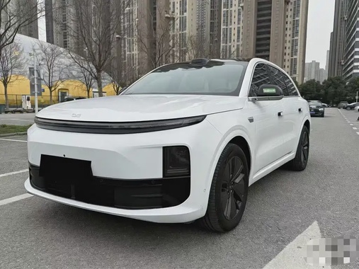 Li Auto L6 2024