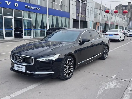 Volvo S90 2023