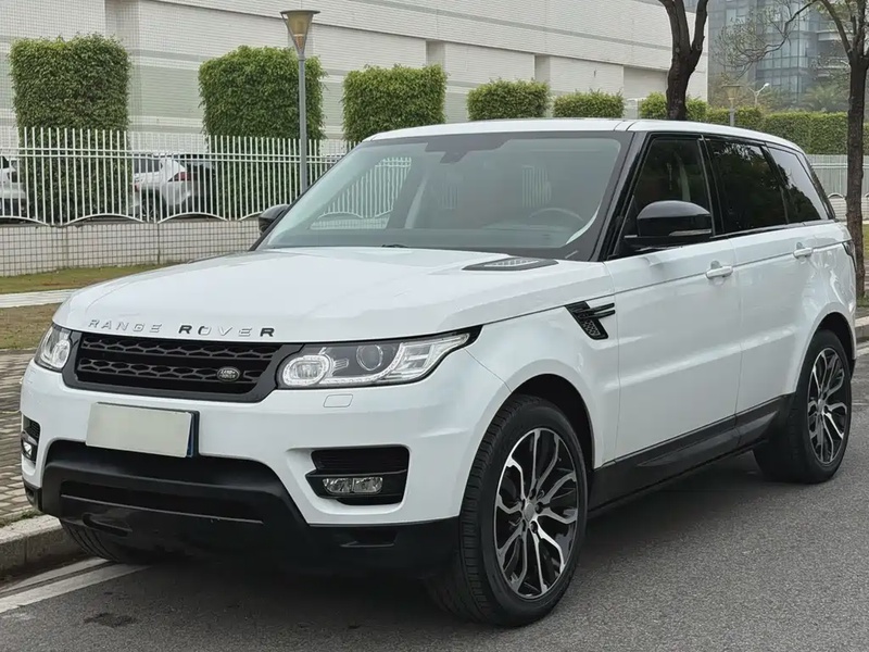 Land Rover Sport