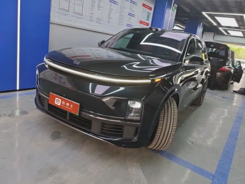 Li Auto L9