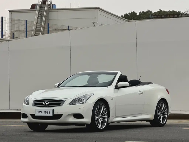 Infiniti G
