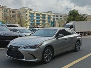 Lexus ES 2024