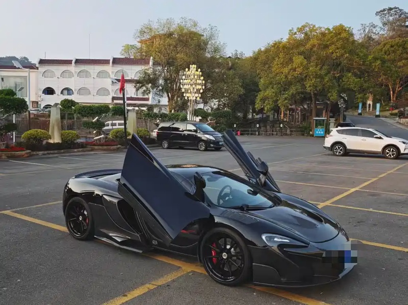 McLaren 12C