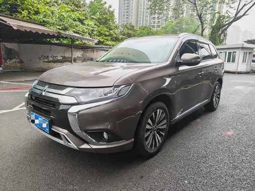Mitsubishi Outlander 2022