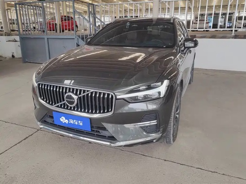 Volvo XC60 2022