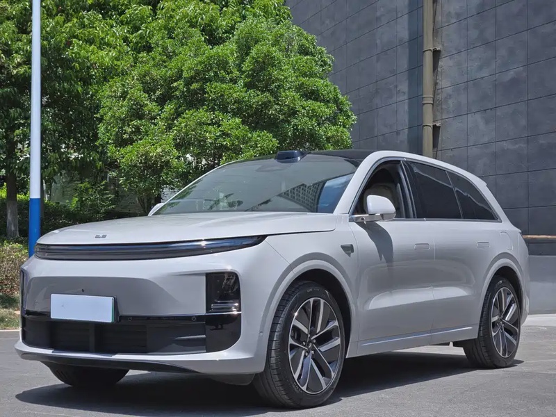 Li Auto L6