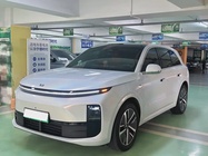 Li Auto L6 2025