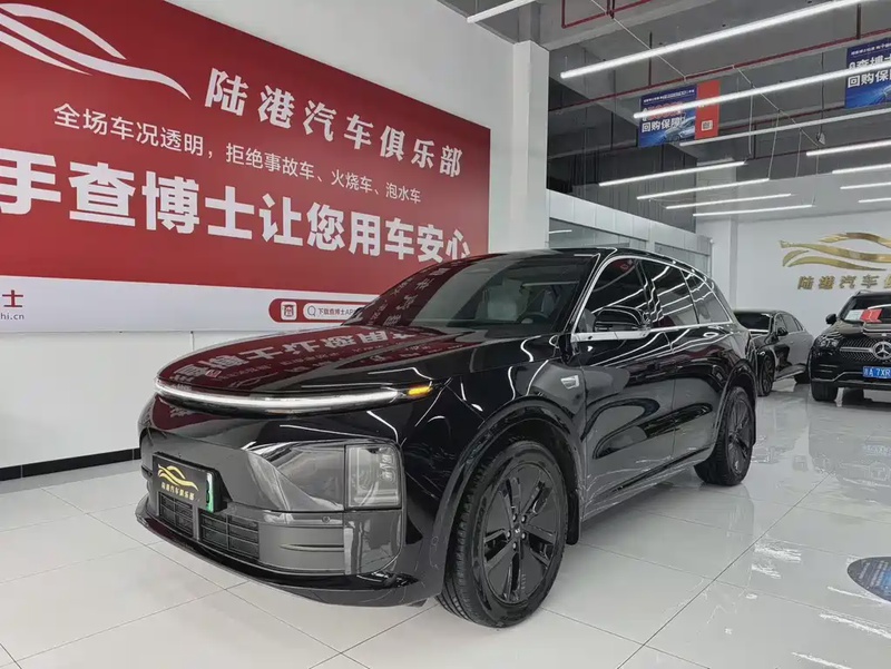 Li Auto L6