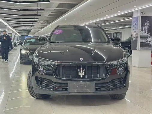 Maserati Levante 2022