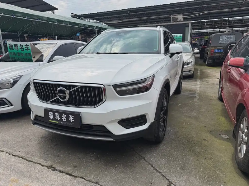 Volvo XC40
