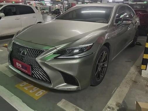 Lexus LS 2020