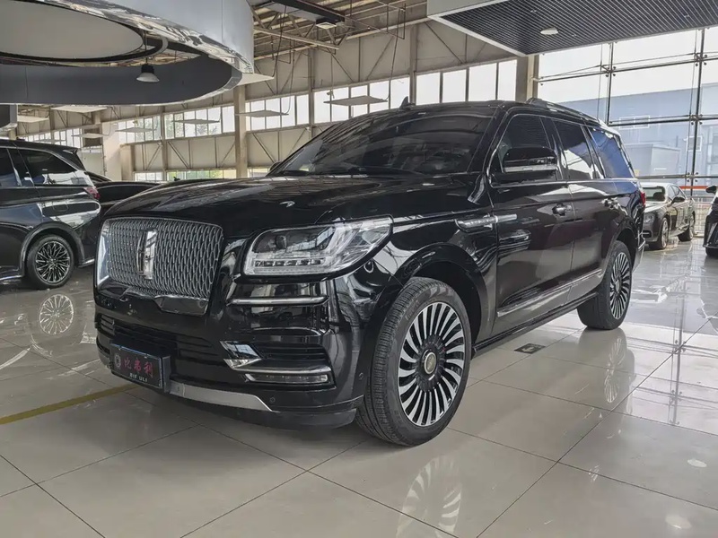Lincoln Navigator