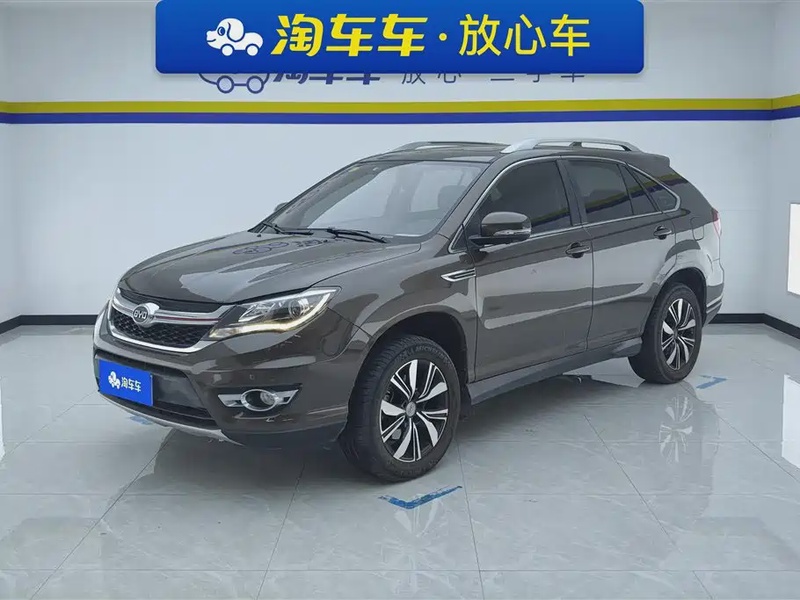 BYD S7