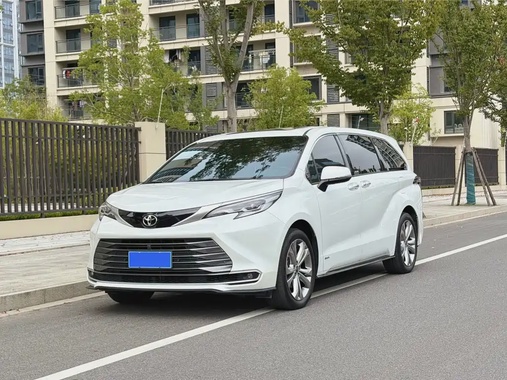 Toyota Sienna 2024