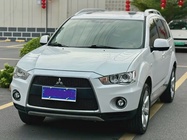 Mitsubishi Outlander 2011