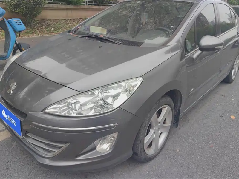 Peugeot 408