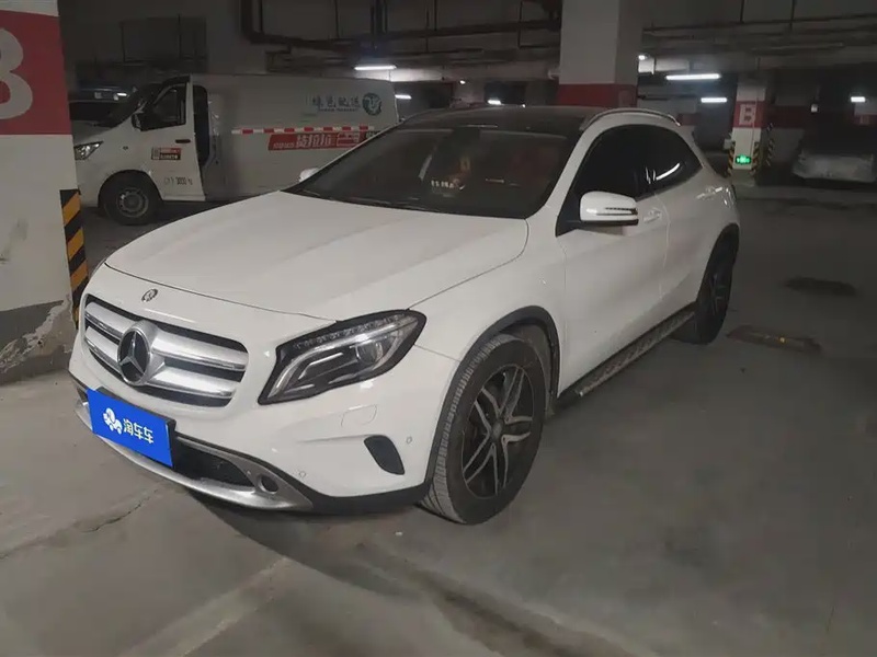 Mercedes-Benz GLA-Class