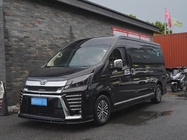 Toyota Hiace 2022