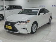 Lexus ES 2016