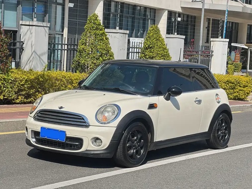 MINI Other 2011