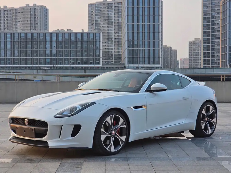 Jaguar F-TYPE