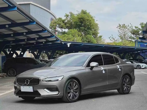 Volvo S60 2021