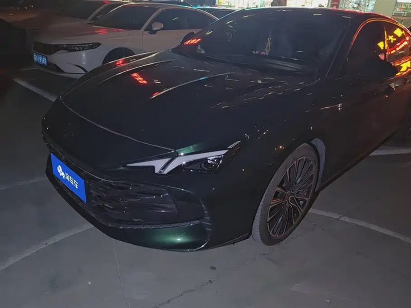 MG MG7