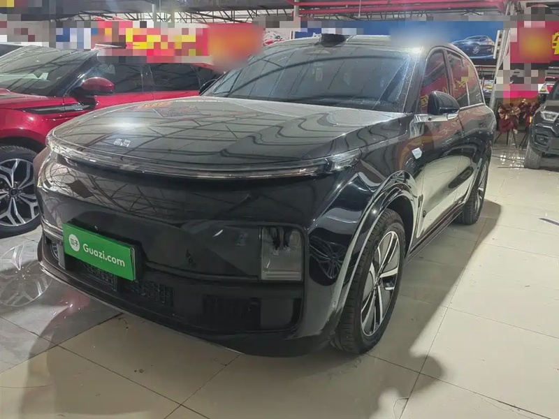 Li Auto L8
