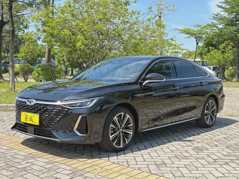 Chery Arrizo 8