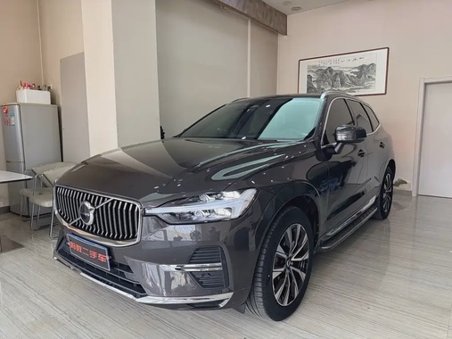 Volvo XC60 2022