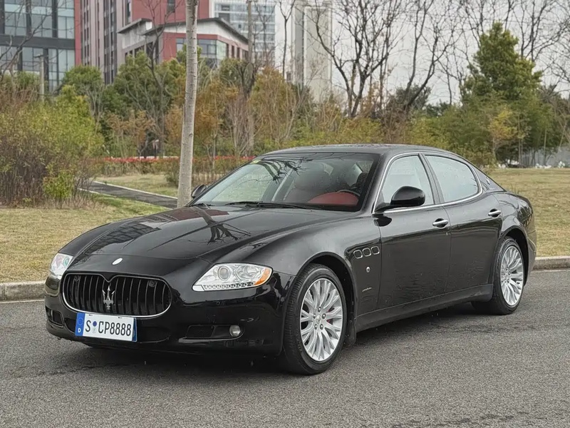 Maserati Quattroporte