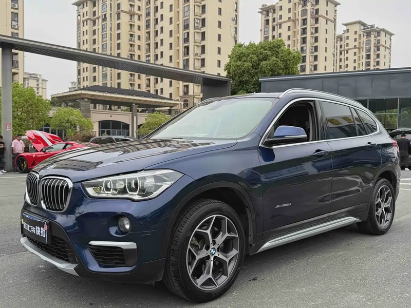 BMW X1